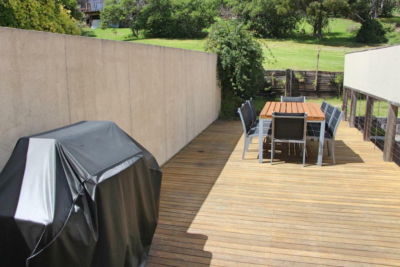 Quarterdeck Apartment Binalong Bay Exteriér fotografie